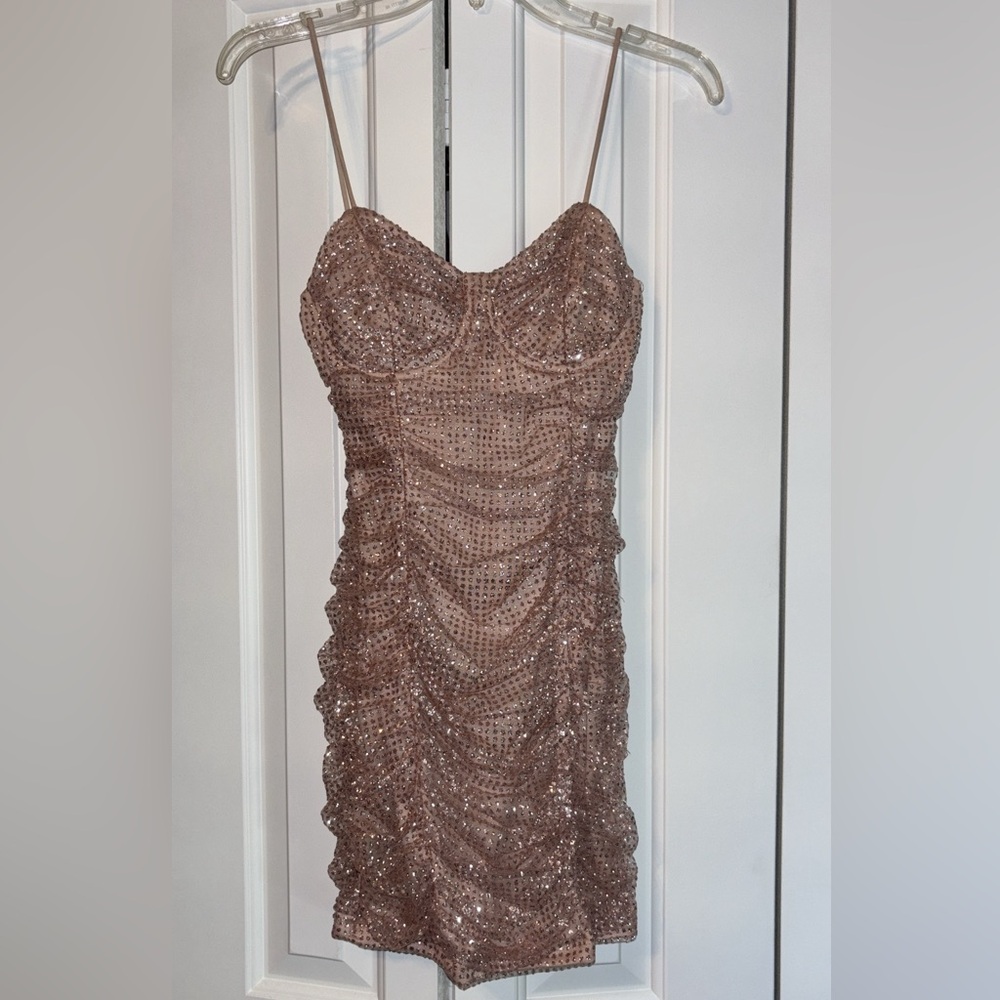 LIGHT PINK GLITTER HOMECOMING